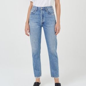 Agolde Fen High Rise Relaxed Tapered Jean in Quarrell